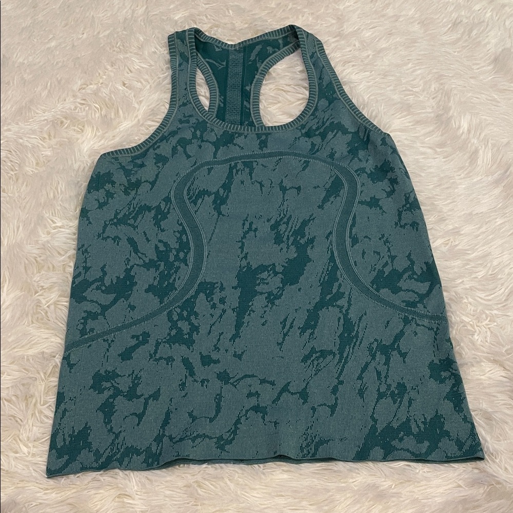 Lululemon Athletica Teal Patterned Tank Top